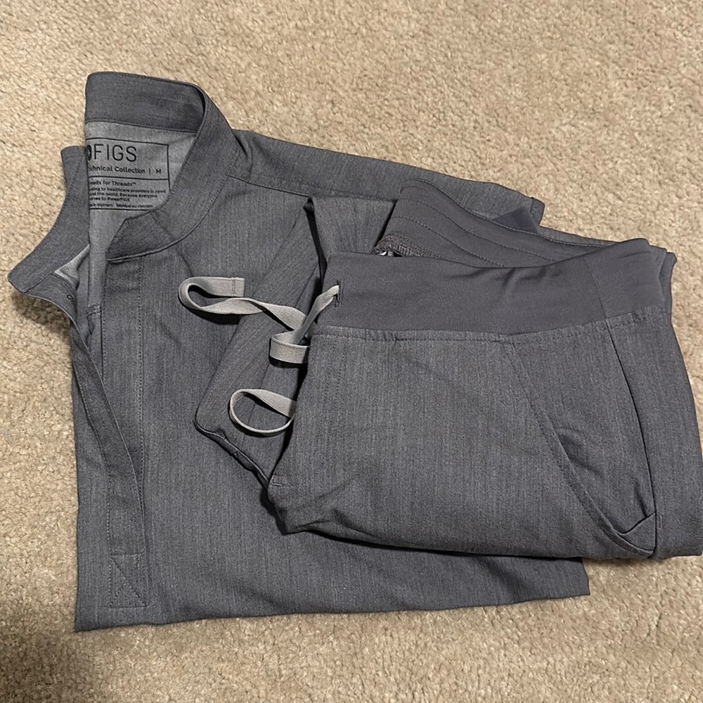 Figs scrub set size medium Zamora jogger